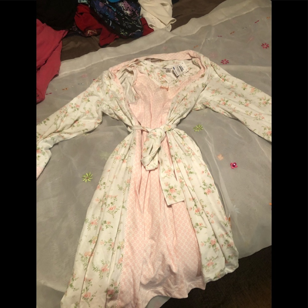 Pajama and robe set